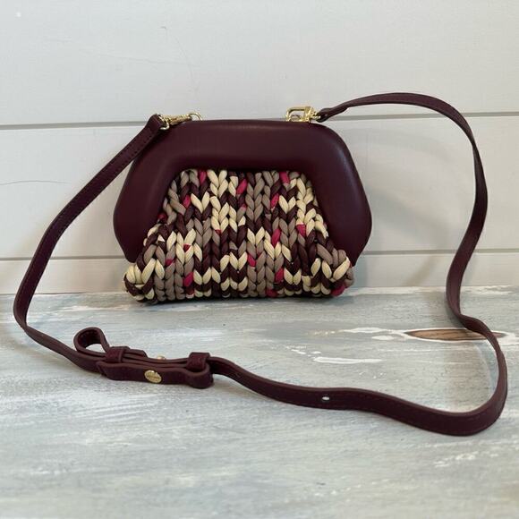Chic Burgundy and Cream Woven Clutch - Picture 5 of 14